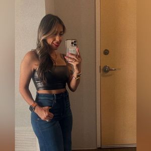 Meet your Posher, Nayeli